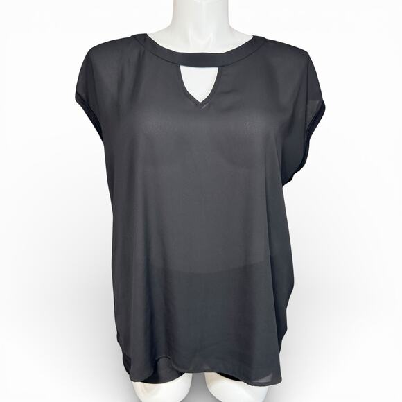 Papermoon Tops - Papermoon Womens Blouse Shirt Top Pullover Keyhole Neckline Cap Sleeve Black 2X